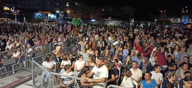 Devrekliler Halk Müzigi Ve Yagmur Ekibi Ile Costular