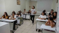 Ipekyolu Gençlik Merkezinde Geleceklerini Insa Ediyorlar Haberi