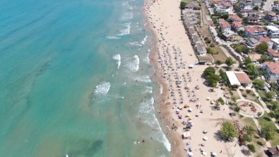 Kandira'da Denize Girmek Yasaklandi