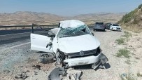 Gercüs'te Trafik Kazasi Açiklamasi 1'I Bebek 4 Yarali Haberi