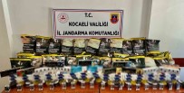 Kaçakçilara Göz Açtirilmiyor Açiklamasi 1 Milyon 800 Bin TL Degerinde Kol Saati, Gözlük Ve Parfüm Ele Geçirildi Haberi
