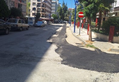Yunusemre'de Bozulan Yollar Yenileniyor