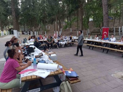 Yunusemre Kadin Meclisi Süreyya'da Toplandi