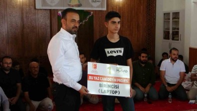 'Bu Yaz Camideyim' Projesinde Derece Yapan Ögrenciler Ödüllendirildi