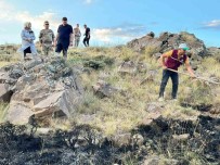 Nemrut Kalderasi'nda Örtü Yangini Çikti