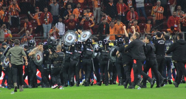 Olaylı Galatasaray - Fenerbahçe derbisi sonrası hapis istemi!