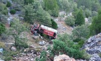 Emet'te Orman Yanginindan Dönen Arazöz Takla Atti Açiklamasi 2 Yarali Haberi