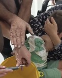 Parmagini Metal Esyaya Sikistiran Çocugun Imdadina Itfaiye Yetisti