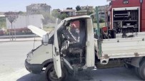 Sakarya'da Park Halindeki Kamyonet Alev Aldi Açiklamasi 1 Yarali Haberi