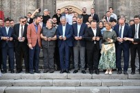 Tarihi Medresede Sergi Açilisi Haberi