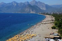 Antalya'da Termometreler 40 Dereceyi Gösterdi