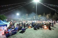 Baskan Palancioglu, Vatandaslarla Salça Kaynatti