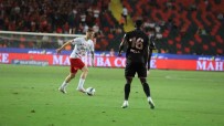 Trendyol Süper Lig Açiklamasi Gaziantep FK Açiklamasi 0 - Samsunspor Açiklamasi 1 (Ilk Yari) Haberi