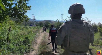 Jandarmadan Uyusturucu Ve Kaçakçilik Operasyonu Açiklamasi 128 Gözalti, 2 Tutuklama