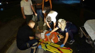 Karsiya Geçerken Araci Görünce Donakaldi, Çarpma Sonucu Yaralandi