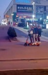 Scooter'a 4 Kisi Binerek Kameraya Poz Verdiler