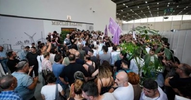 AK Partili Atmaca’dan Tugay’a: Arbedeye sebep olan memurlar değil sizsiniz