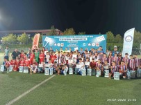 Minik Futbolcular Sahinbey Belediyesi'nin Organizasyonunda Karsi Karsiya Geldi