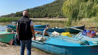 Beysehir Gölü'nde Balik Boy Yasagi Denetimleri