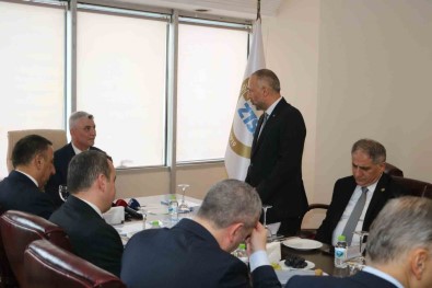 Bakan Bolat'tan Zonguldak, Bartin Ve Karabük Esnafina 50 Milyon Liralik Finansman Destegi Müjdesi