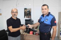 Minibüste Unutulan Cüzdan Sahibine Teslim Edildi Haberi
