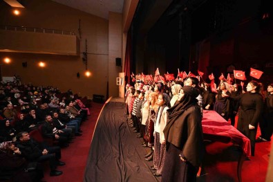 Pursaklar'da Tiyatro Günleri Basliyor