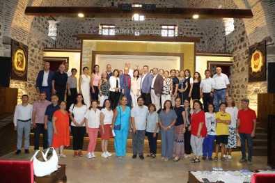 Sehzadeler Kent Konseyi Baskani Yasemin Gümüs Oldu