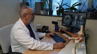 Uzmani Uyardi Açiklamasi Omuz Çikiklarinin Iyilesme Süresi 6 Ayi Bulabilir