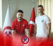 Zonguldakspor 35 Yasindaki Mehmet Öztürk'ü Transfer Etti