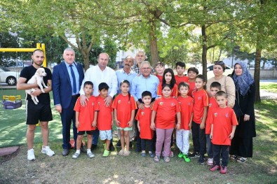 Baskan Büyükkiliç; Eskisehir Baglari'nda 3 Mahalle Muhtari Ve Vatandaslarla Bir Araya Geldi