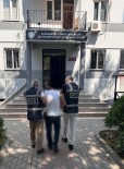 Bursa'da Azili Dolandirici, Parkta Otururken Yakalandi Haberi