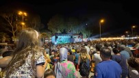 Büyüksehir Didim'de Konser Düzenledi, Gözler Baskan Gençay'i Aradi Haberi