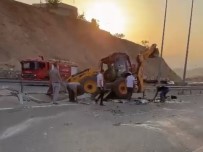 Siirt'te Yol Kenarina Savrulan Kepçenin Sürücüsü Yaralandi
