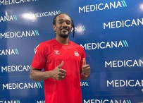 Sivasspor'un Yeni Transferi Samuel Moutoussamy Saglik Kontrolünden Geçti