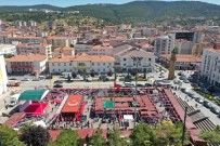 Yozgat'ta Isyurtlari Ürün Ve El Sanatlari Fuari Ziyaretçi Akinina Ugradi