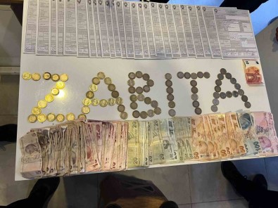 Antalya'da 25 Dilenciye 24 Bin 425 TL Ceza Kesildi