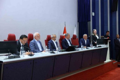 Bakan Uraloglu; 'Kayseri'ye 22 Yilda 61,2 Milyar TL Yatirim Yaptik'