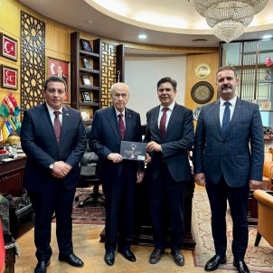 Baskan Durgut'tan Devlet Bahçeli'ye Davet