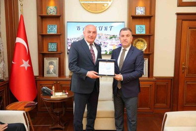 Baskan Özakalin, Kudaka Yönetim Kurulu Toplantisina Katildi