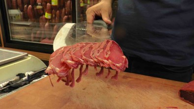 Gurbetçiler Pastirmacilari Hareketlendirdi