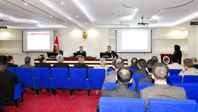 Kadina Yönelik Siddetle Mücadele Toplantisi Yapildi