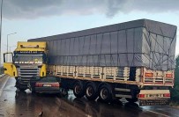 Otomobil Tirin Altina Girdi Açiklamasi 4 Yarali Haberi
