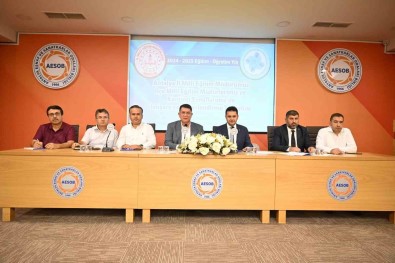 AESOB Baskani Dere Açiklamasi 'Kendi Çocuklarimiza Yedirmedigimiz Hiçbir Ürünü Ögrencilerimize Yedirmemeliyiz'