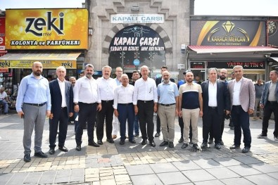 Akar Ve Büyükkiliç'tan Çarsi Gezisi Ve Vatandas Ziyareti
