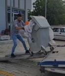 Belediyeye Kizan Vatandasin Ilginç Protestosu Haberi