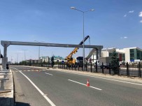 Kazalarin Yasandigi KYK Çikisina Sonunda Üst Geçit Yapiliyor