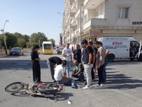 Mardin'de Minibüs Ile Motosiklet Çarpisti Açiklamasi 1 Yarali