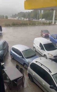 Bursa'da Aniden Bastiran Dolu Hayati Felç Etti