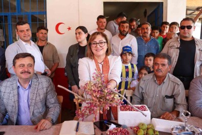 Çiftçilerden Mazot Destegi Için Baskan Fatma Sahin'e Tesekkür