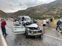 Kontrolden Çikan Otomobil Takla Atti Açiklamasi 2'Si Çocuk 4 Yarali